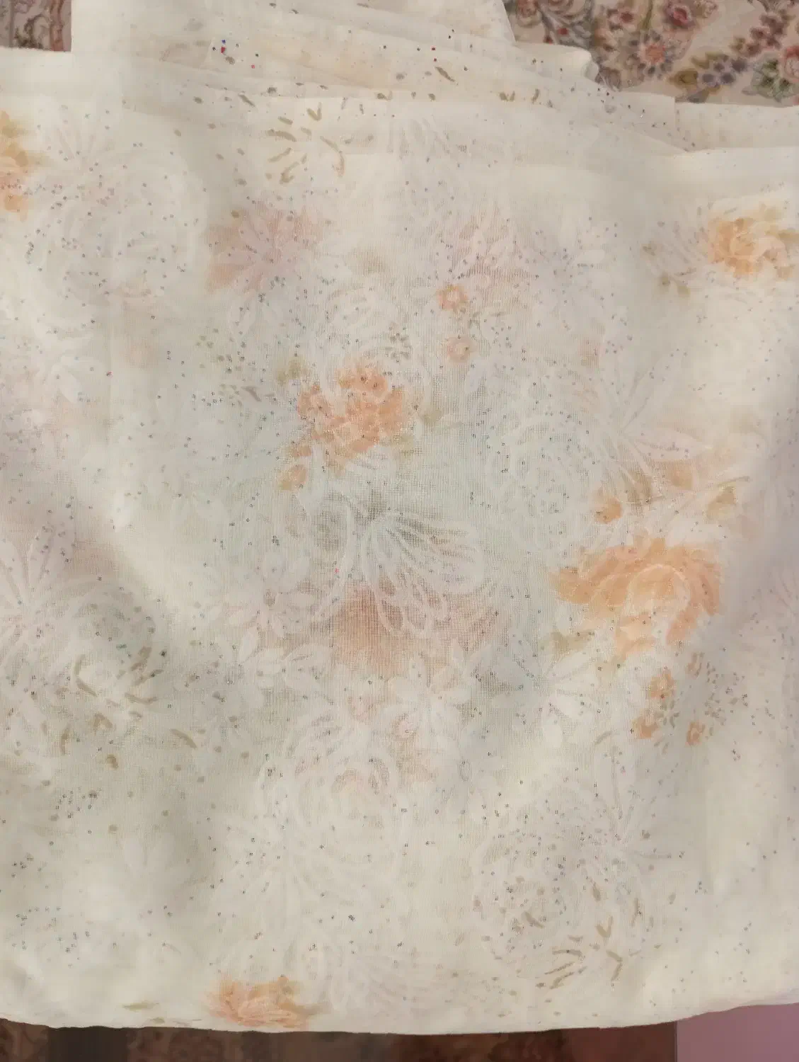 چادر عروس|لباس|کنگاور, |دیوار