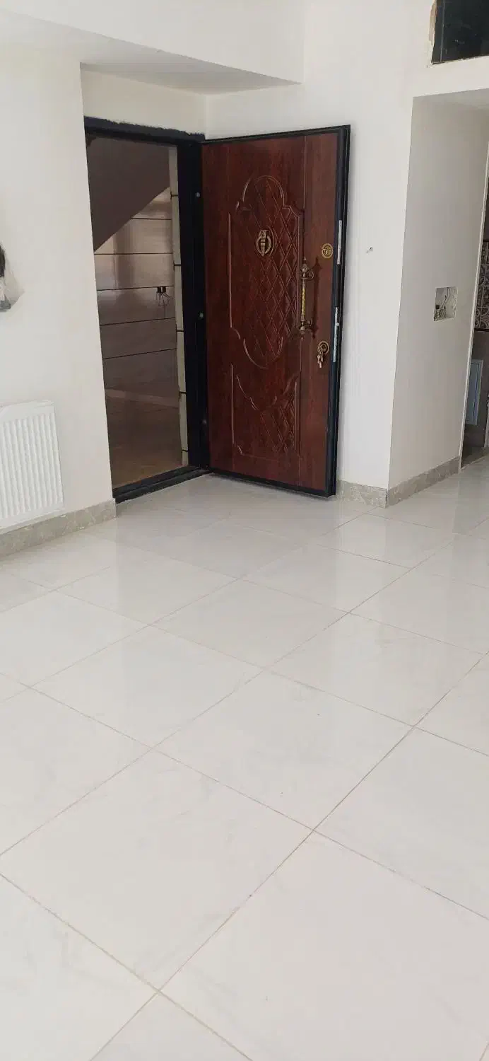 یک دستگاه خانه|فروش خانه و ویلا|شاهین‌شهر, گزبرخوار|دیوار