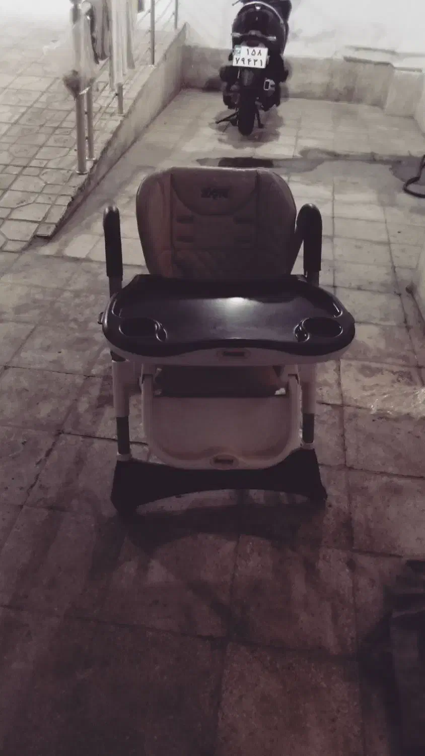 صندلی غذای کودک برندVELLDON.|تخت و صندلی بچه|ری, ولی آباد|دیوار