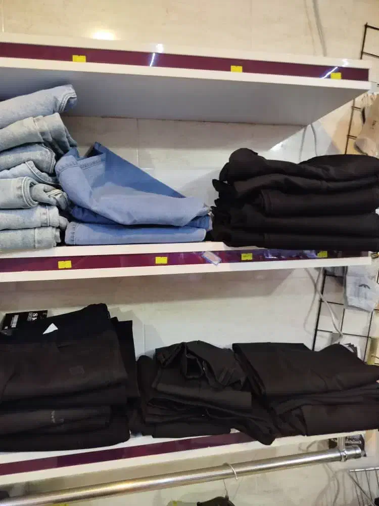 فروش فوق العاده ب قیمت فاکتور مغازه ایپک گالری|لباس|آباده, |دیوار