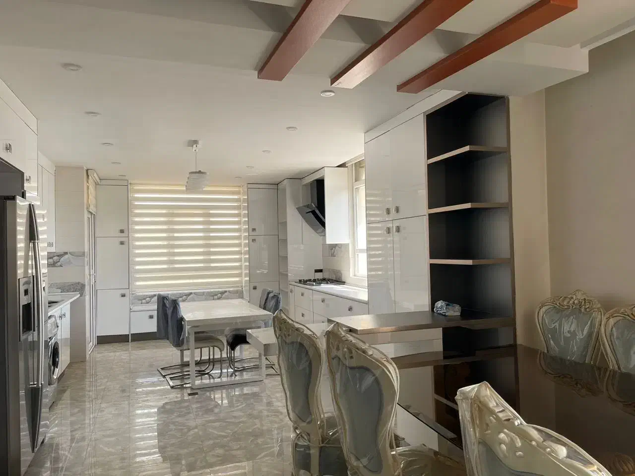 مرزداران - گلدیس -  ۲۰۰ متر ۳ ساله|فروش آپارتمان|تهران, شهرک آزمایش|دیوار