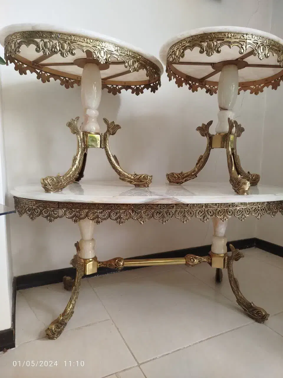 میز جلو مبلی برنز|مبلمان خانگی و میز عسلی|کرج, کمال‌شهر|دیوار