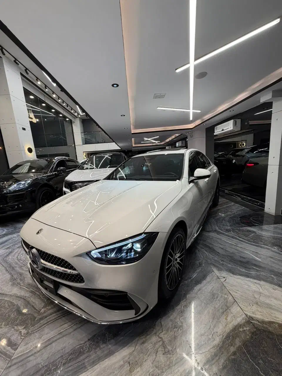 بنز C200مدل 2025|خودرو سواری و وانت|تهران, سهروردی|دیوار