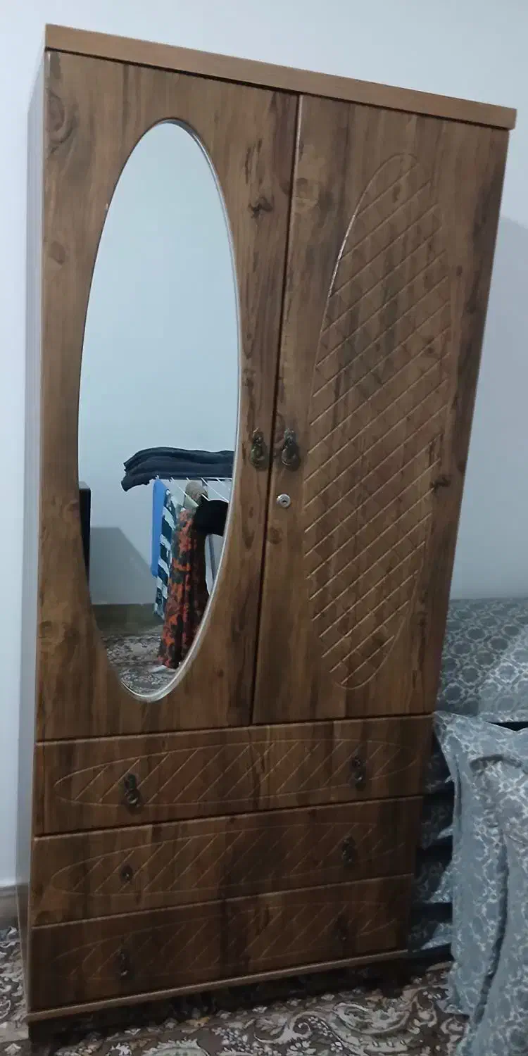 آیینه و کمد|آینه|نورآباد, |دیوار