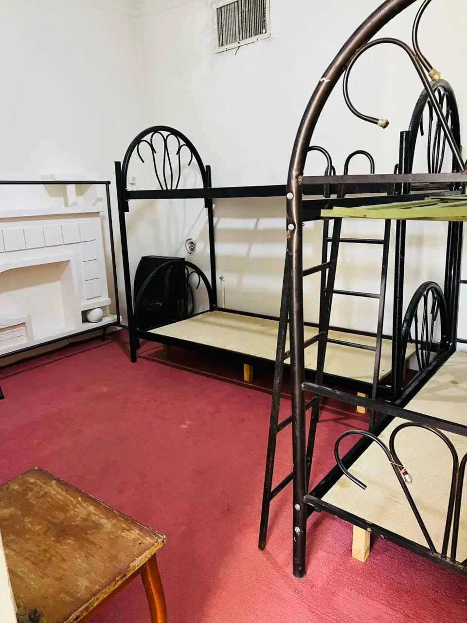 خوابگاه پانسیون مائده|اجارهٔ کوتاهمدت آپارتمان و سوئیت|شیراز, سینما سعدی|دیوار