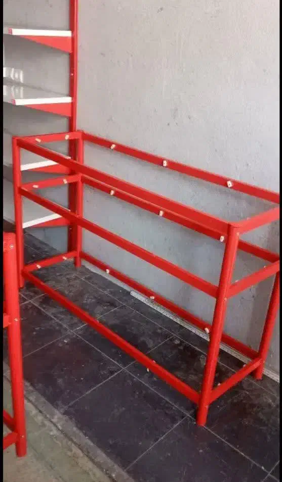 میز ویترین فلزی|فروشگاه و مغازه|یزد, |دیوار