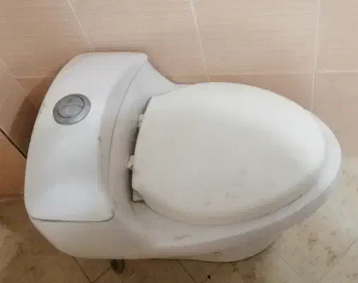 توالت فرنگی دست‌دوم|لوازم سرویس بهداشتی|مشهد, دانشجو|دیوار