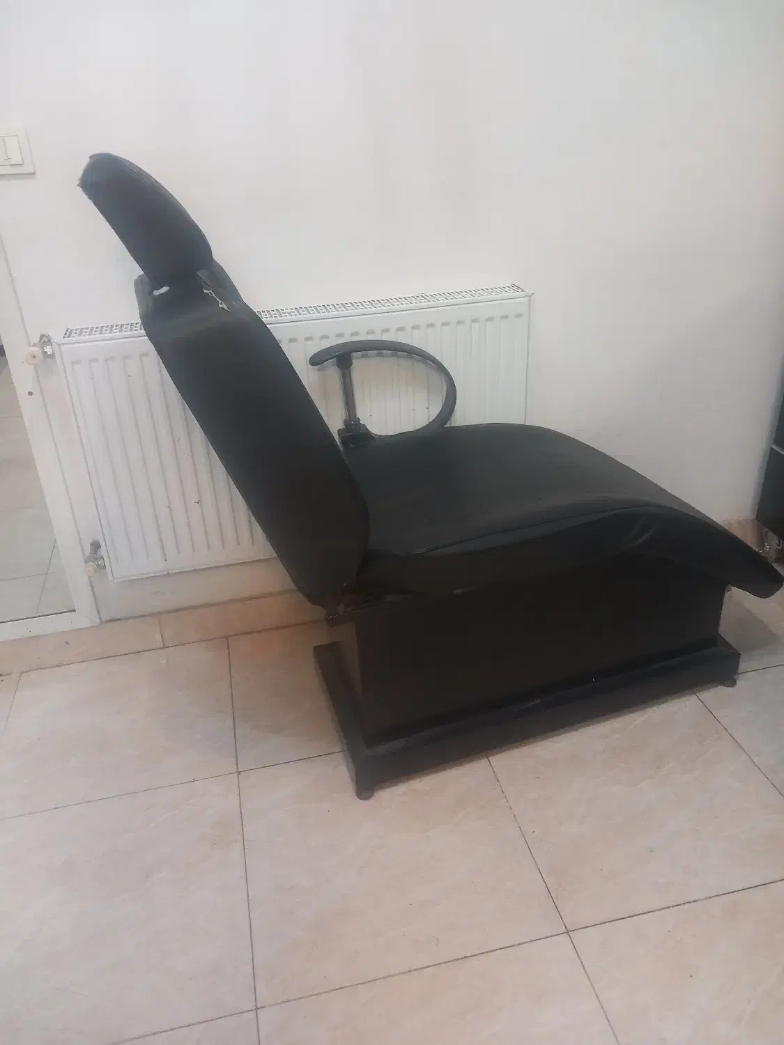 لوازم و تجهیزات سالن زیبایی|آرایشگاه و سالن‌های زیبایی|قائم‌شهر, |دیوار