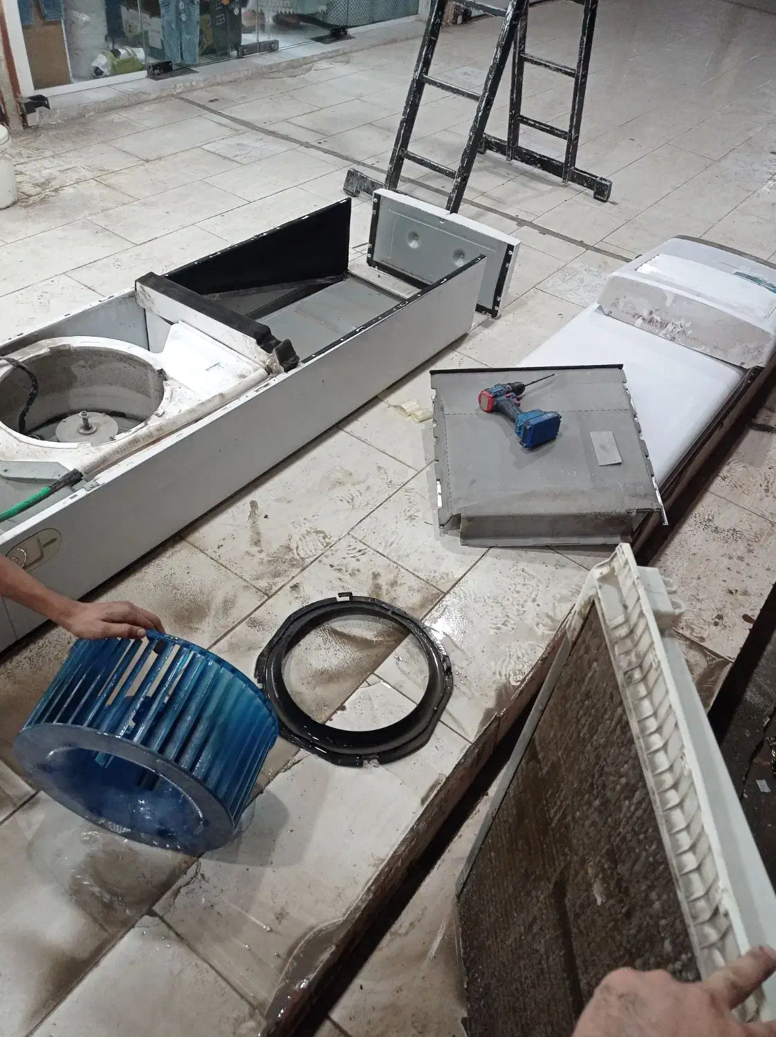 نصب سرویس و تعمیر اسپیلت|خدمات پیشه و مهارت|میناب, |دیوار