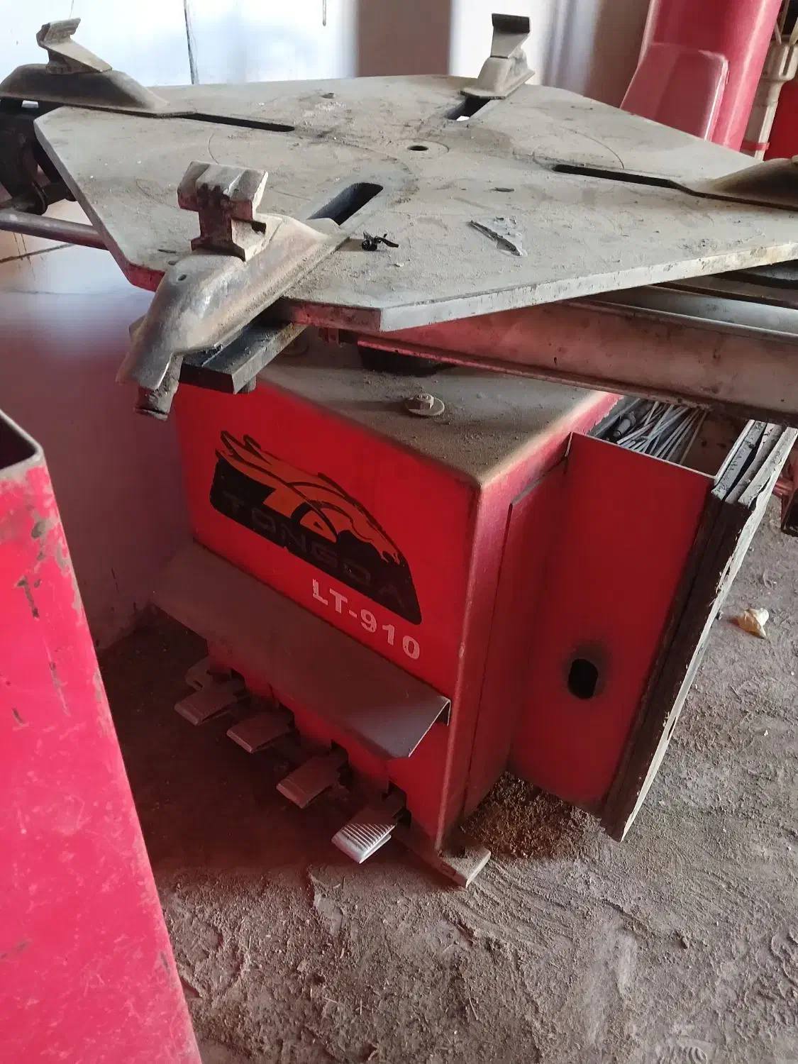 وسایل آپاراتی لاستیک درآر و..‌.|ماشین‌آلات صنعتی|داران, |دیوار