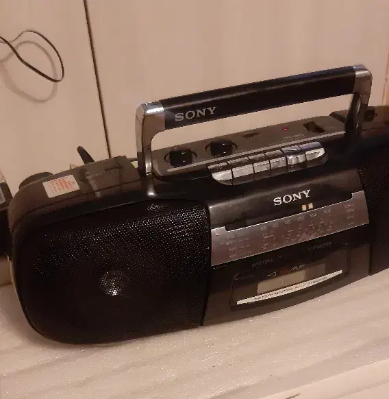 رادیو ضبط سونی زیبا اصل ژاپن|کلکسیون اشیاء عتیقه|تهران, میرداماد|دیوار