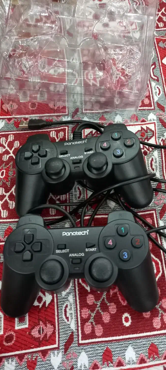 یک جفت دسته بازی نونو|کنسول، بازی ویدئویی و آنلاین|قم, شهرک فاطمیه|دیوار