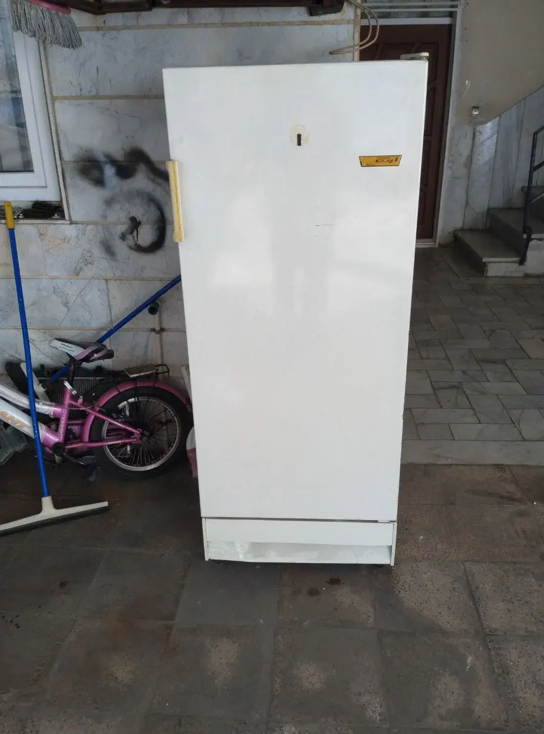 یخچال ارج سالم تمیز|یخچال و فریزر|نسیم‌شهر, |دیوار