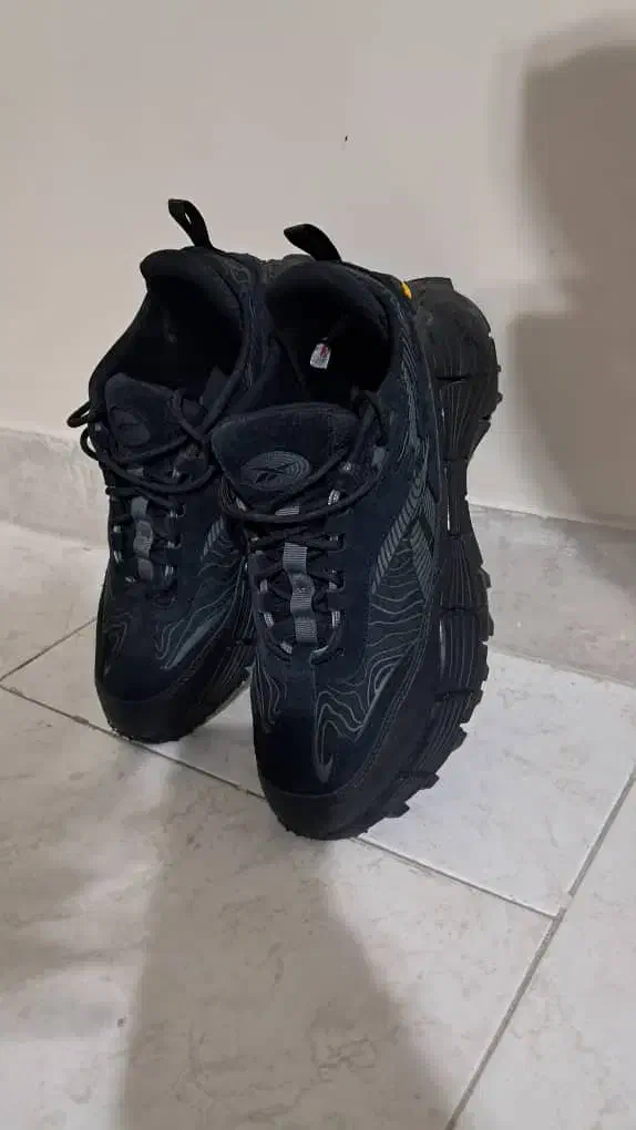 کفش ریباک اورجینال|کیف، کفش، کمربند|اندیشه, اندیشه فاز ۴|دیوار