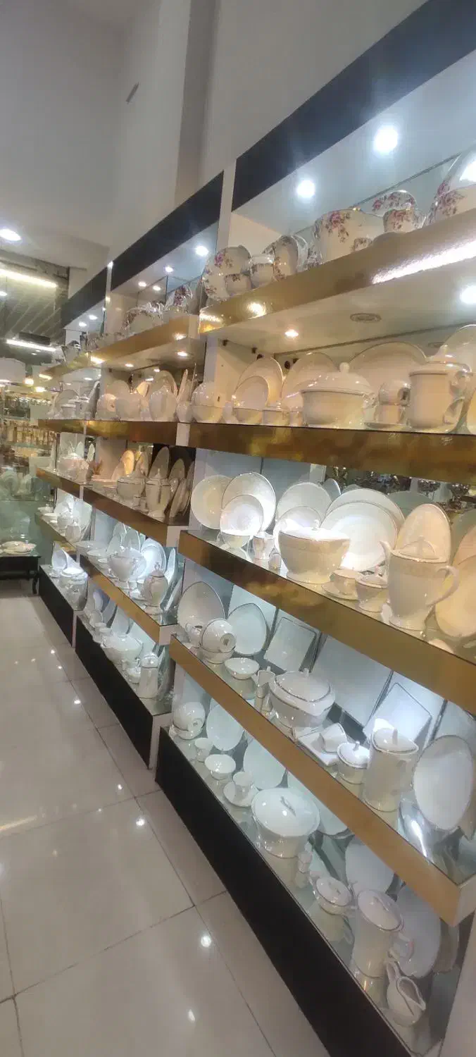 ویترین مغازه با نور شیک|بوفه، ویترین، کنسول|مشهد, کوی المهدی|دیوار