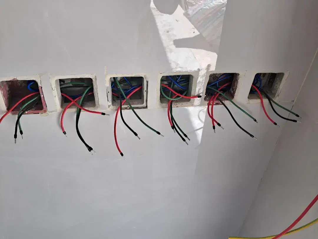 برق ساختمان|خدمات پیشه و مهارت|مراغه, |دیوار