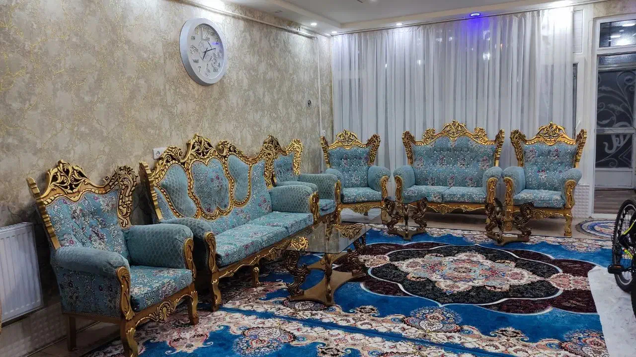 مبل سلطنتی تمیز وشیک|مبلمان خانگی و میز عسلی|جوانرود, |دیوار