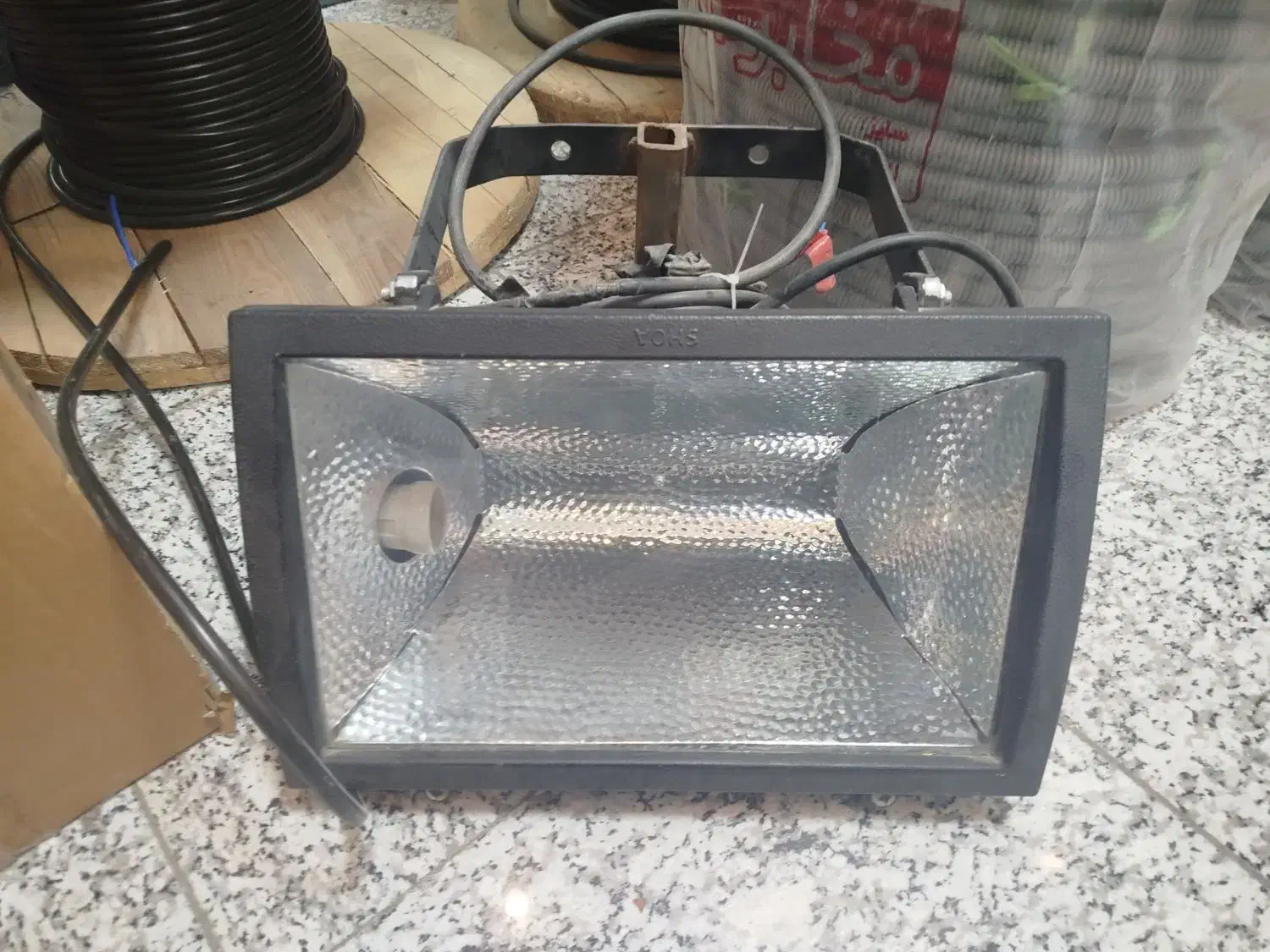 قاب پرژکتور|فروشگاه و مغازه|شهرکرد, |دیوار