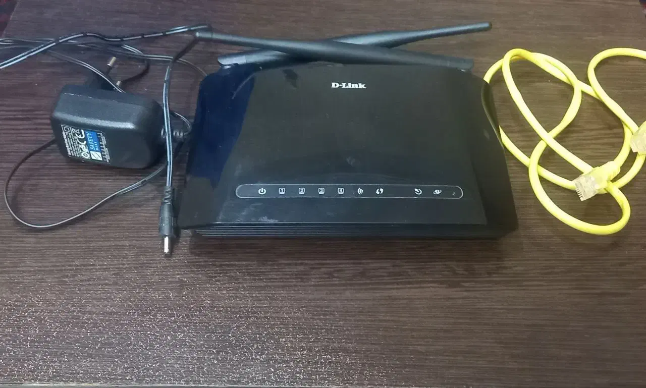 مودم بی‌سیم دی لینک D-Link مدل DSL-2740U در حد نو|مودم و تجهیزات شبکه|شیراز, ریاستی|دیوار