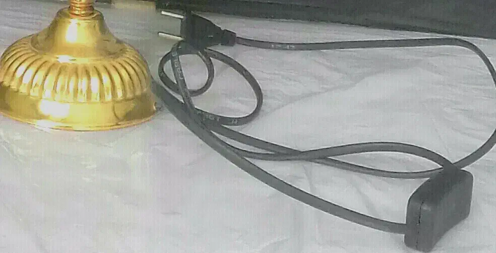 یک جفت آباژور|چراغ خواب و آباژور|شیراز, خلدبرین|دیوار