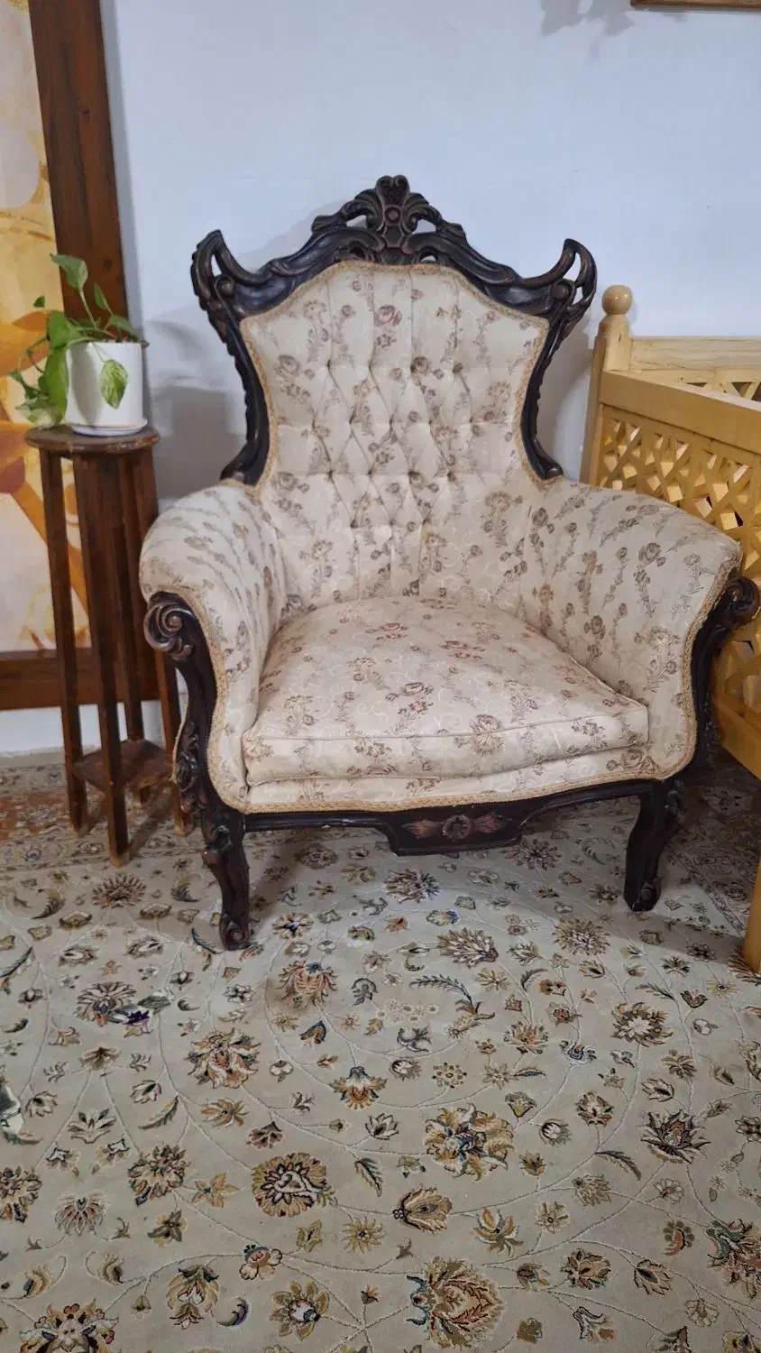 مبل سلطنتی جنس عالی|مبلمان خانگی و میز عسلی|بیرجند, |دیوار