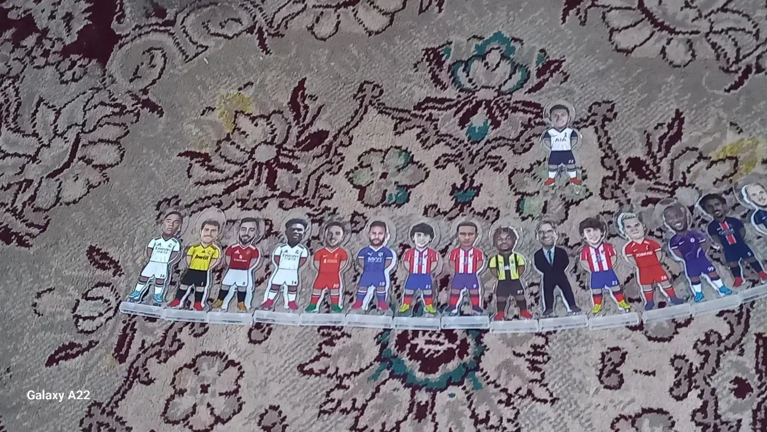 فیگور کیمیدی|اسباببازی|نیشابور, فضل|دیوار