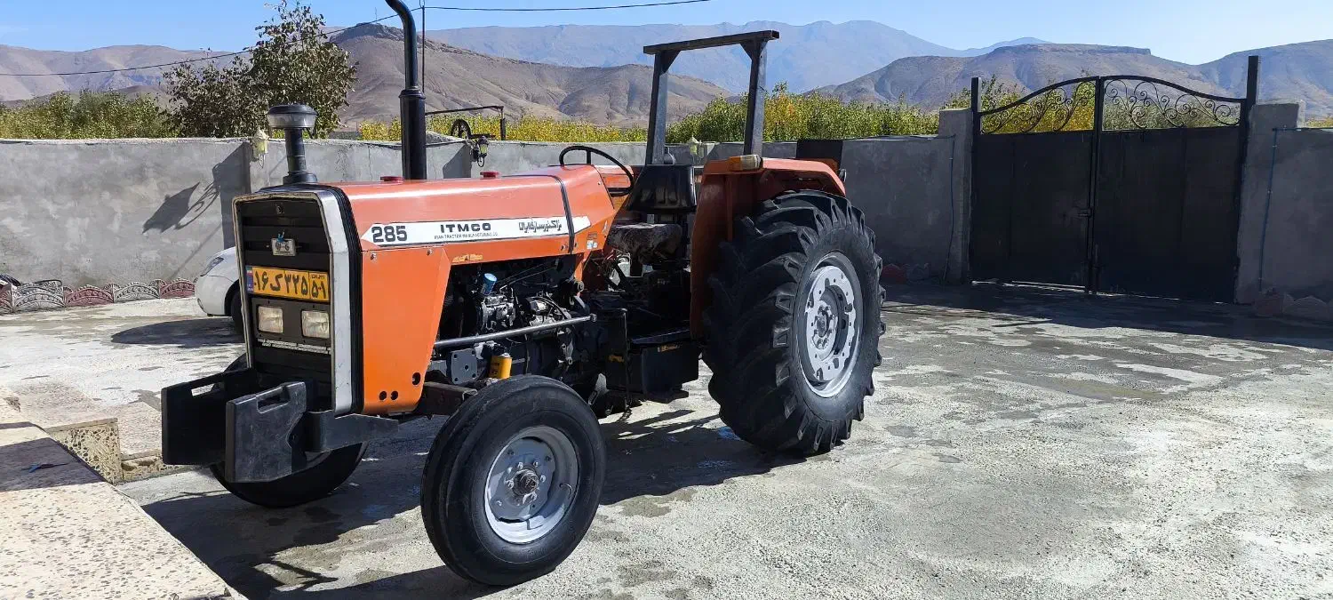 تراکتور285مدل82|خودرو سنگین|بیرانوند, |دیوار