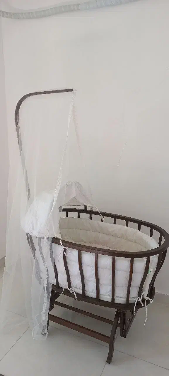 گهواره|تخت و سرویس خواب|سنندج, |دیوار