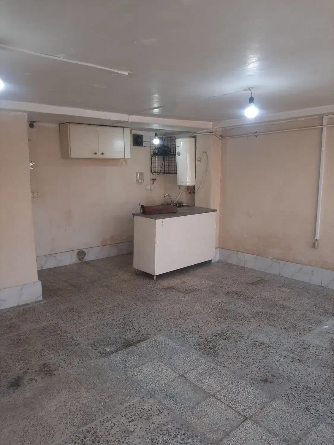 رهن و اجاره سوییت همکف|اجارهٔ آپارتمان|شیراز, شهرک والفجر|دیوار