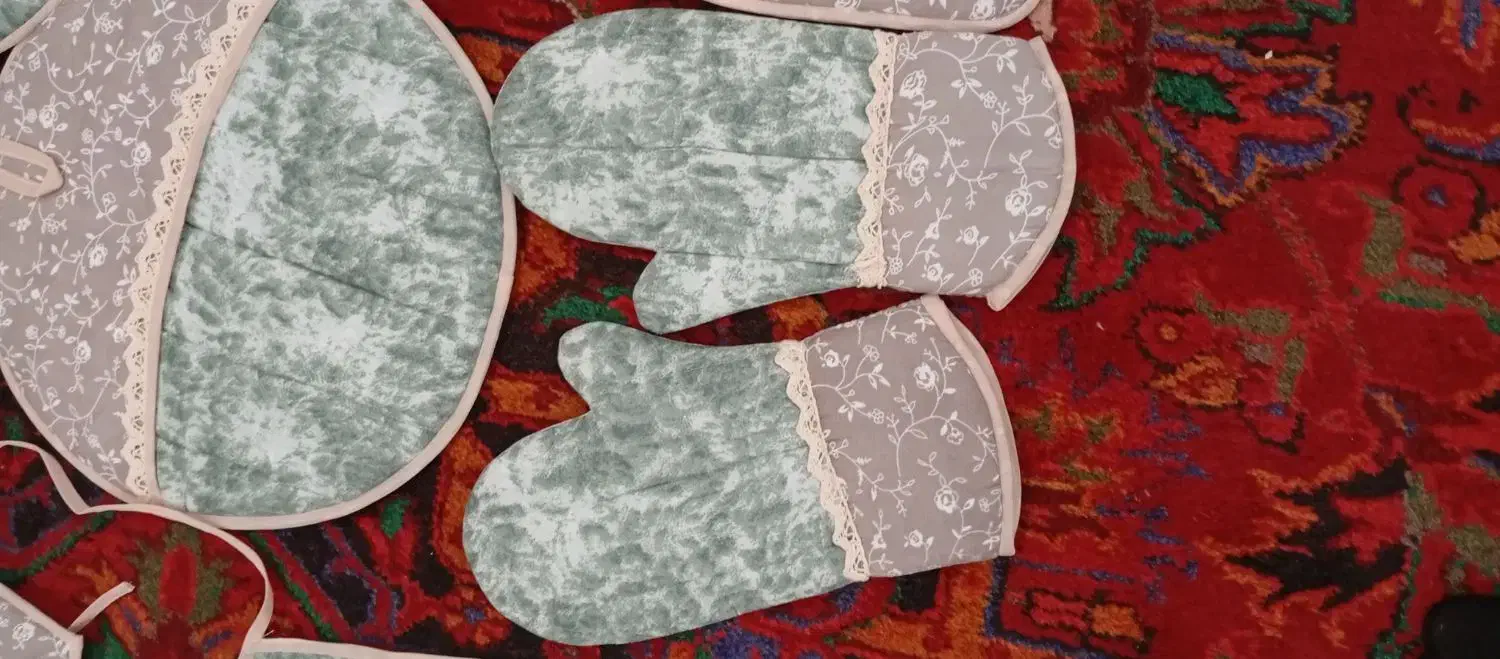 سرویس آشپزخانه پارچه ای دست دوز|سفره، حوله، دستمال آشپزخانه|خسروشاه, |دیوار