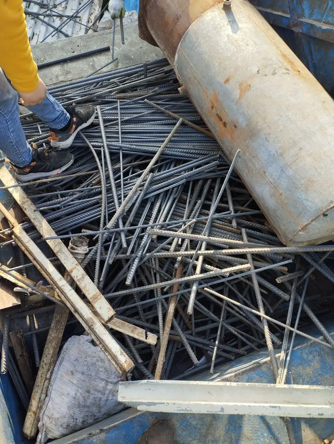 خریدار ضایعات آهن ومس|فعالیت داوطلبانه|بستان آباد, |دیوار