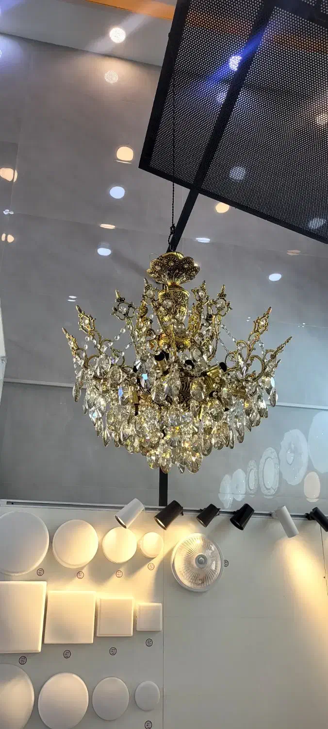 لوستر برونز 24شعله|لوستر و چراغ آویز|فردیس, فردیس|دیوار