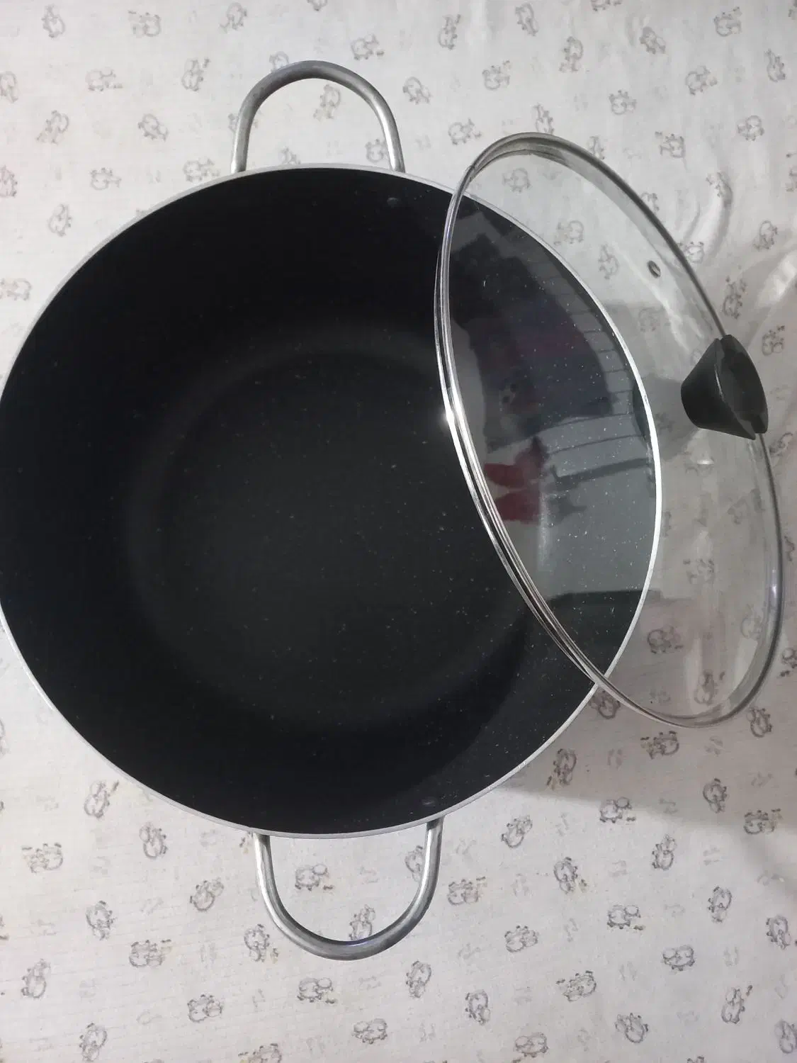 قابلمه تفلون سایز ۳۴|ظروف پخت‌وپز|رشت, یخسازی|دیوار