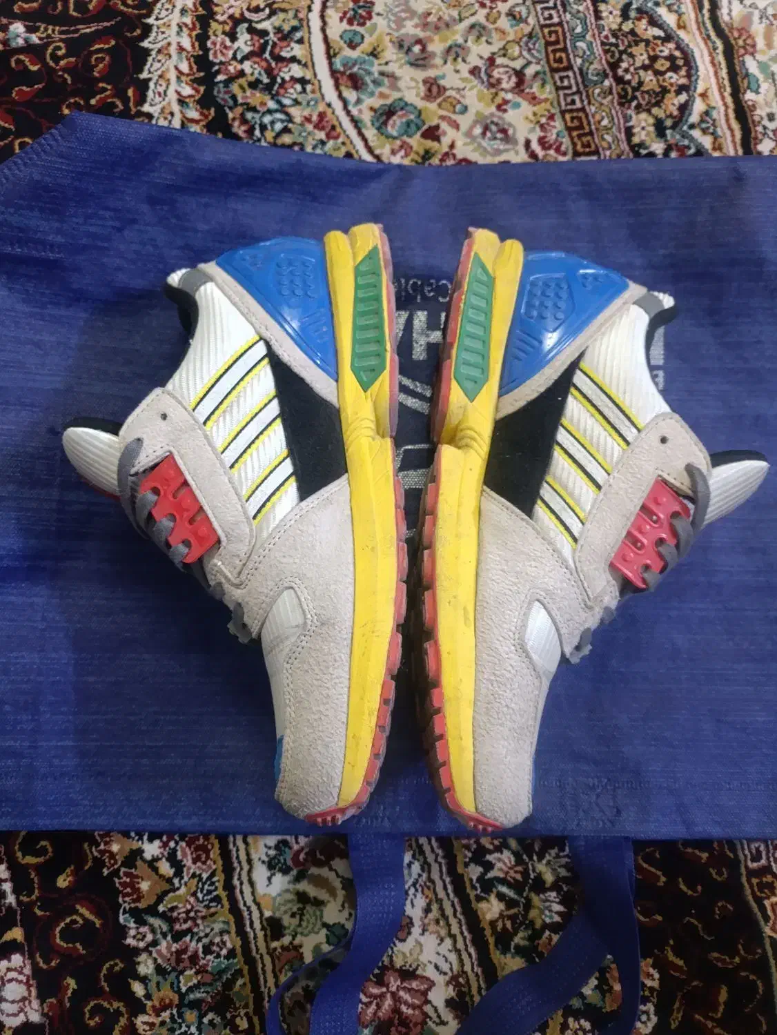 zx لگو|کیف، کفش، کمربند|رباط‌کریم, شترخوار|دیوار