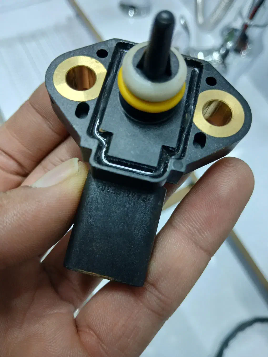 سنسور ریل سوخت و اکسیژن سمند ای اف 7|قطعات یدکی و لوازم جانبی|شیراز, بریجستون|دیوار