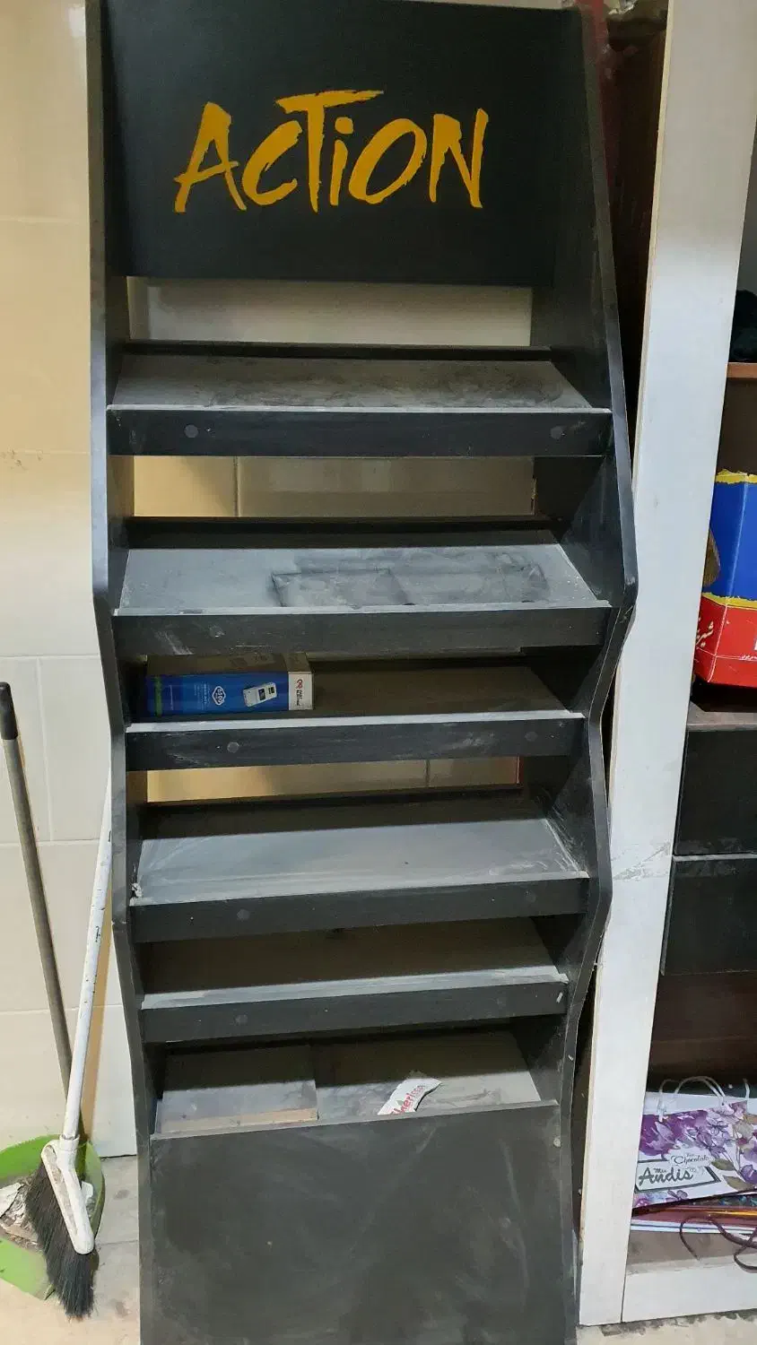 ۵ عدد استند|کتابخانه، شلف، قفسههای دیواری|فیروزکوه, |دیوار