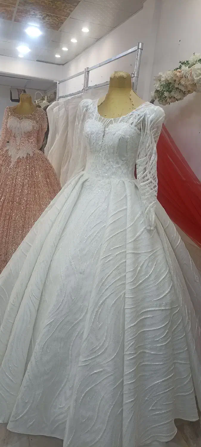 لباس عروس و نامزدی فروشی|لباس|قم, نیروگاه|دیوار