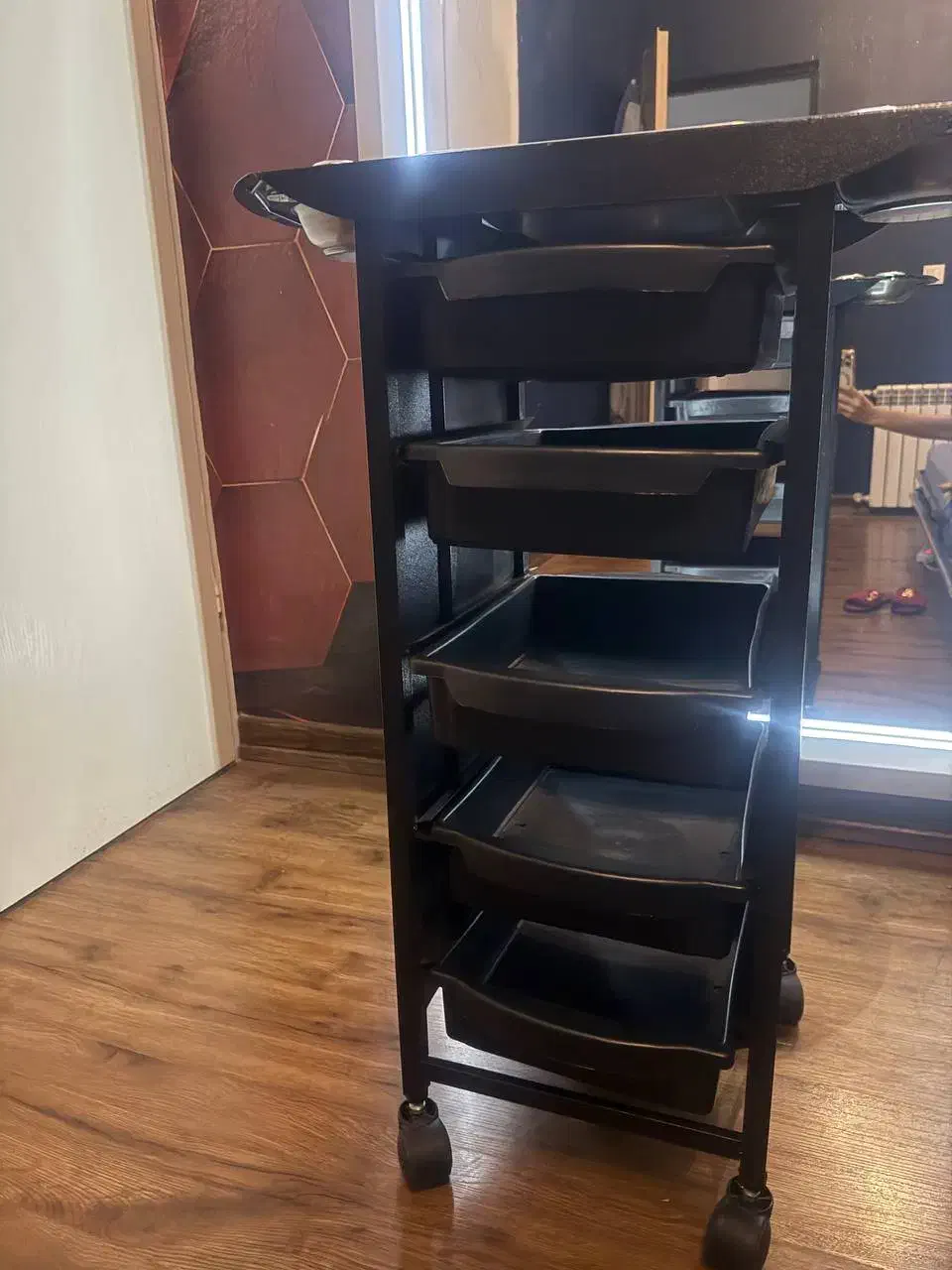 ترولی|آرایشی، بهداشتی، درمانی|کرج, عظیمیه|دیوار