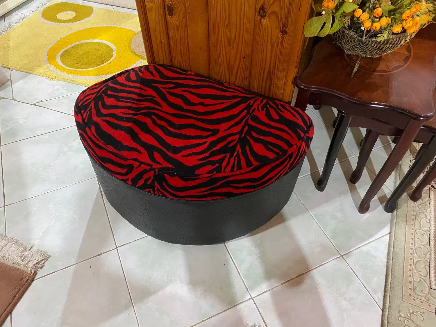 مبل|مبلمان خانگی و میز عسلی|عباسآباد, |دیوار