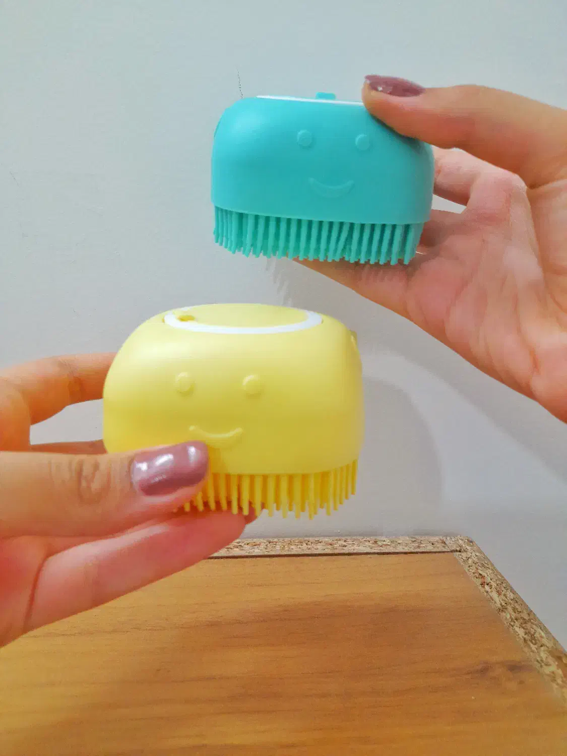 لیف سیلیکونی مخزن دار|لوازم حمام|نیشابور, شهرک فرهنگیان|دیوار