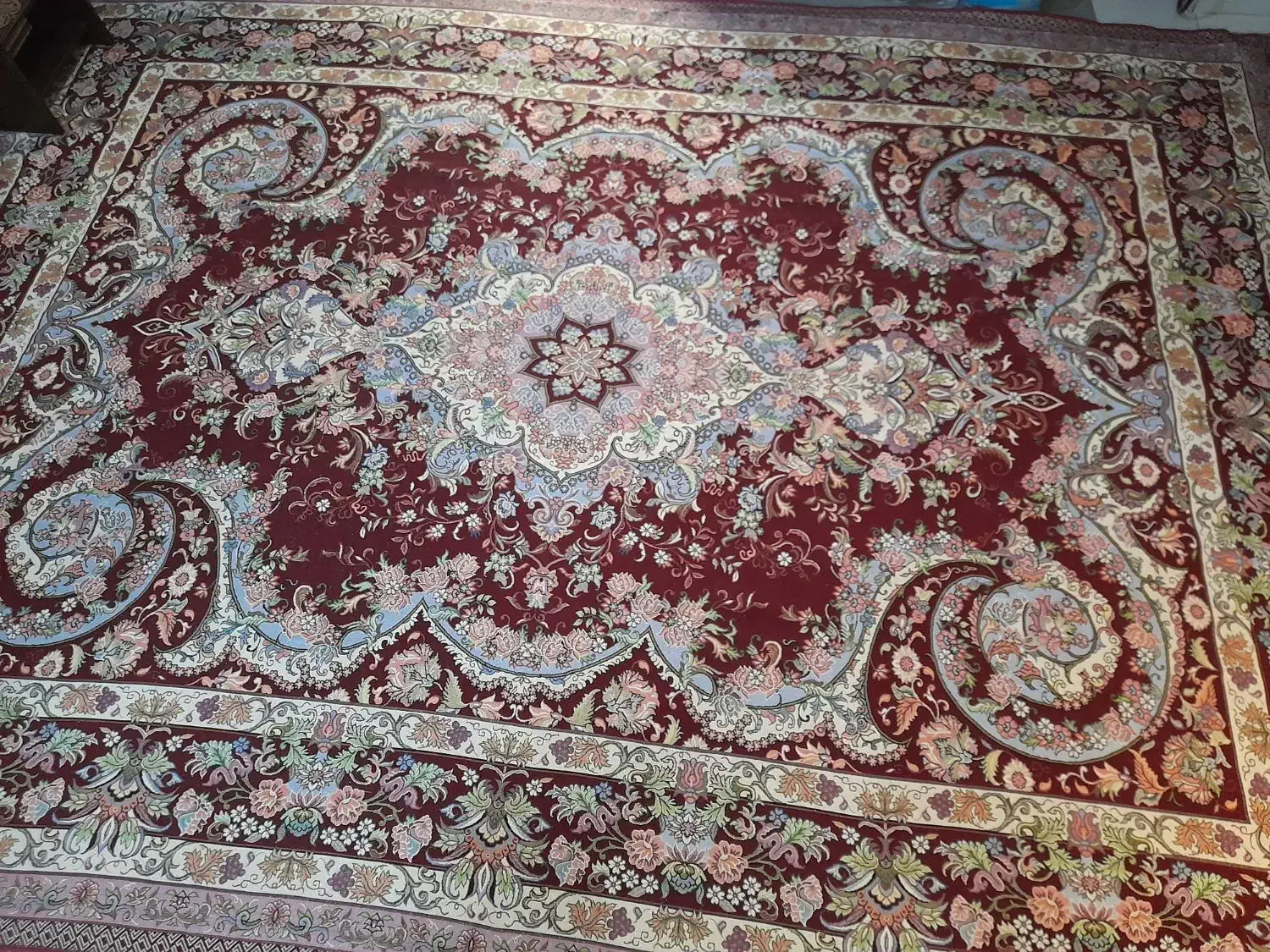 روفرشی ۱۲ متری در حد نو|روفرشی|لاهیجان, آهندان|دیوار