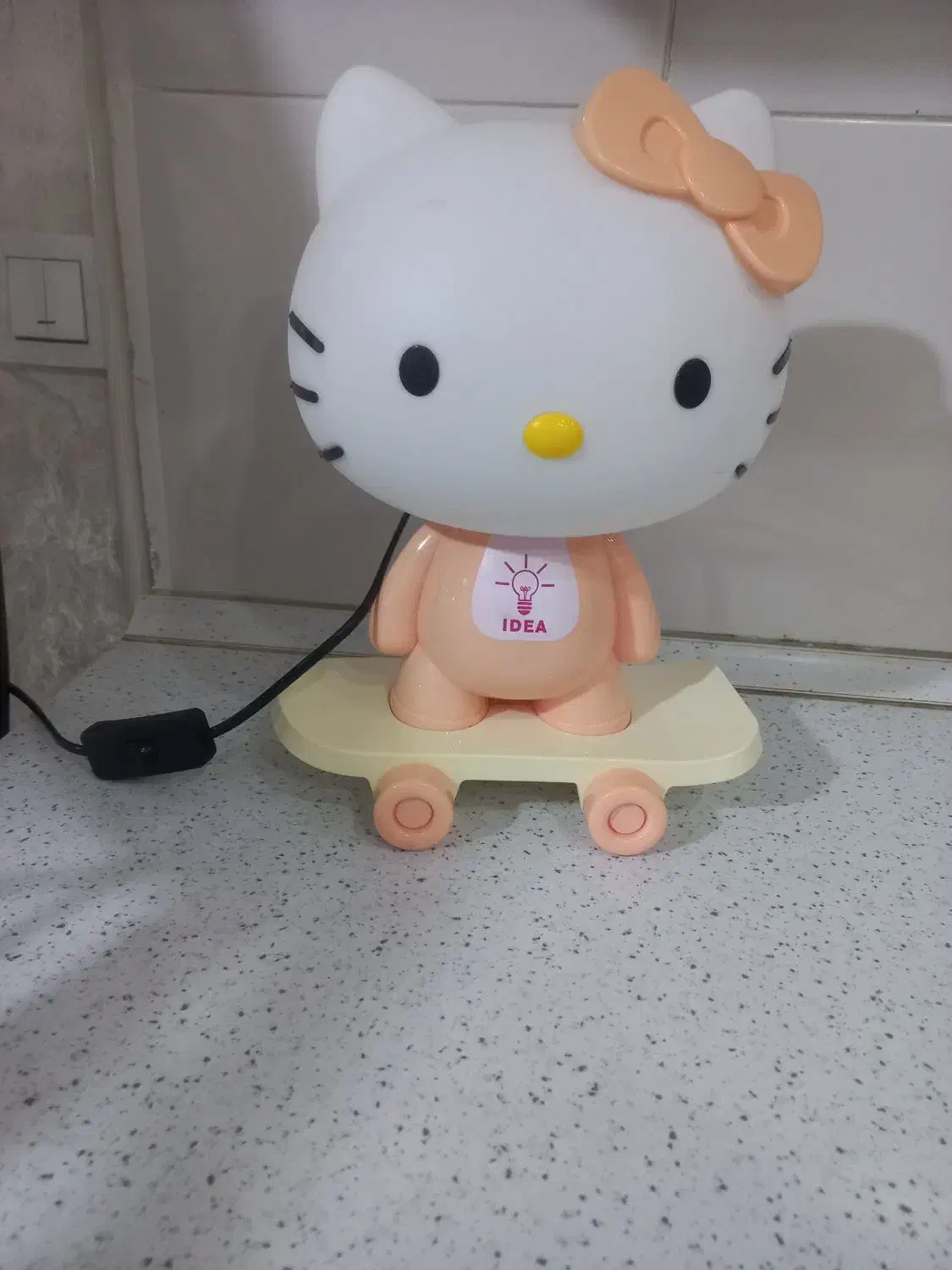 چراغ خواب|چراغ خواب و آباژور|نظرآباد, نظرآباد|دیوار