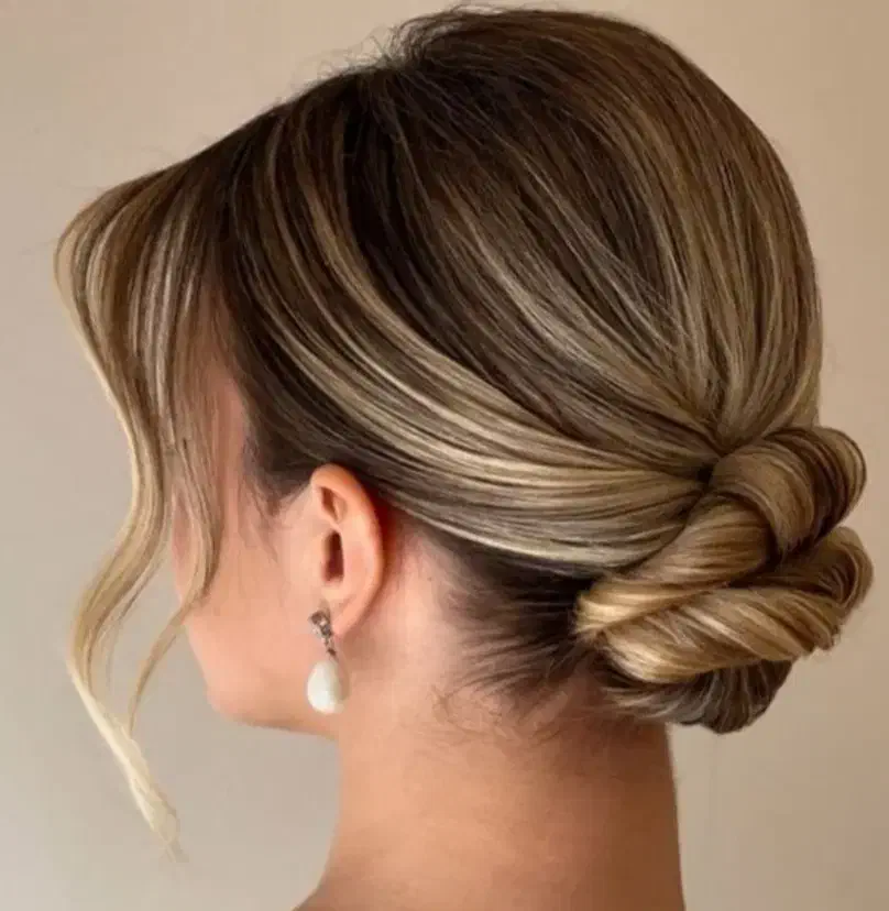 میکاپ وشینیون|خدمات آرایشگری و زیبایی|اردبیل, |دیوار