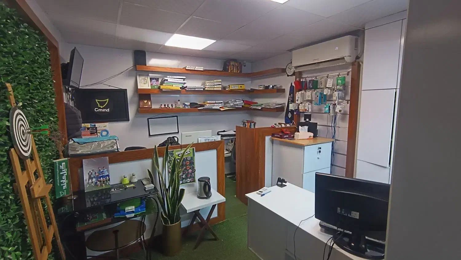 اجاره مغازه با دکور|اجارهٔ مغازه و غرفه|رشت, سعدی (تختی)|دیوار