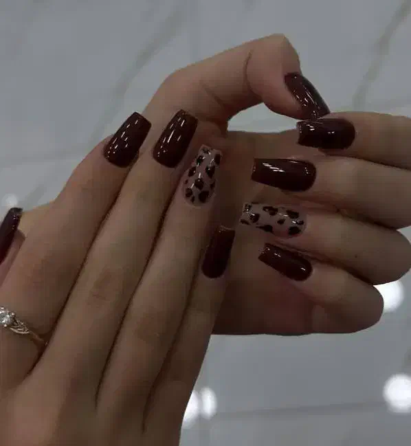 کاشت و ترمیم با بهترین قیمت|خدمات آرایشگری و زیبایی|رشت, معلم|دیوار