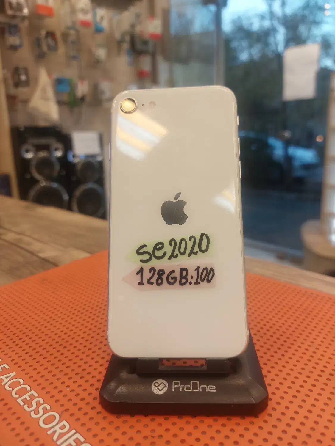 IPhone se 2020|موبایل|تبریز, |دیوار