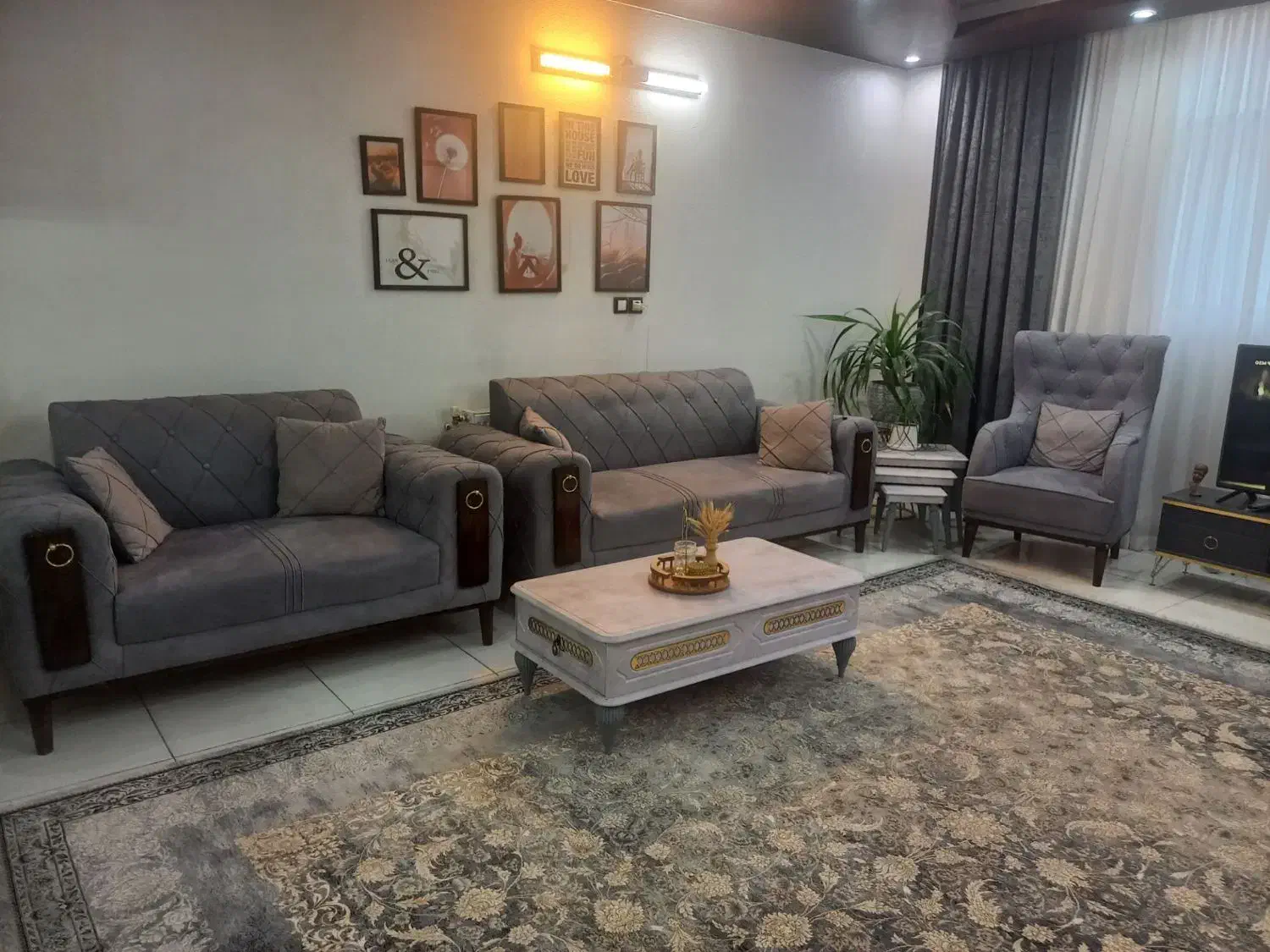مبل تمیز ۷ نفره|مبلمان خانگی و میز عسلی|شاهین‌شهر, خانه کارگر|دیوار