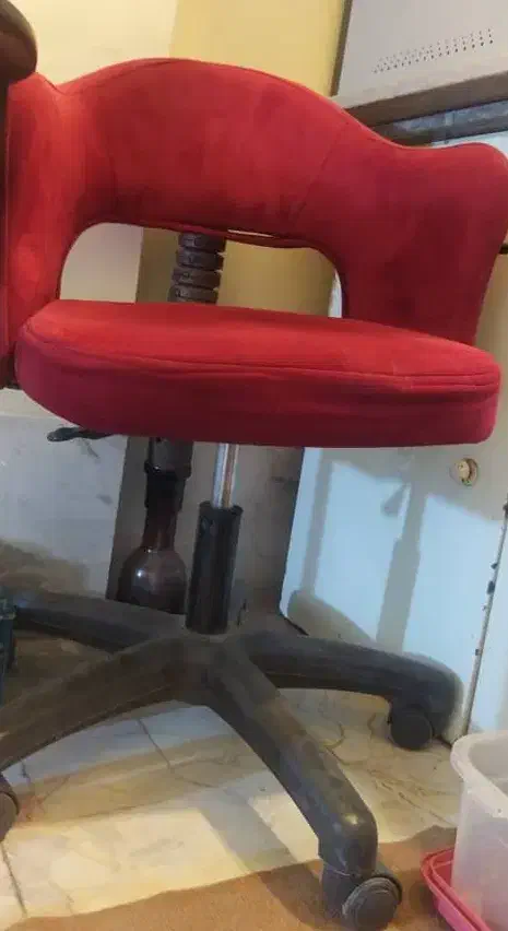 صندلی|صندلی و نیمکت|ساوه, |دیوار