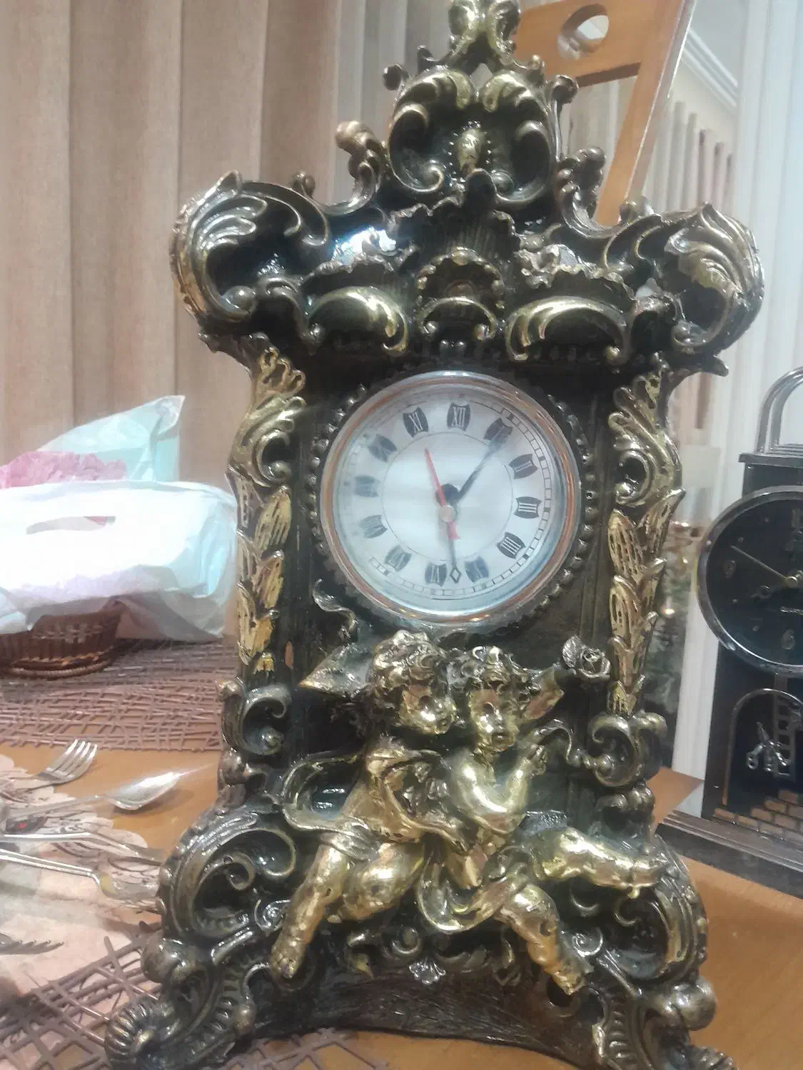 ساعت رو میزی شیک|ساعت دیواری و تزئینی|رشت, گلسار|دیوار