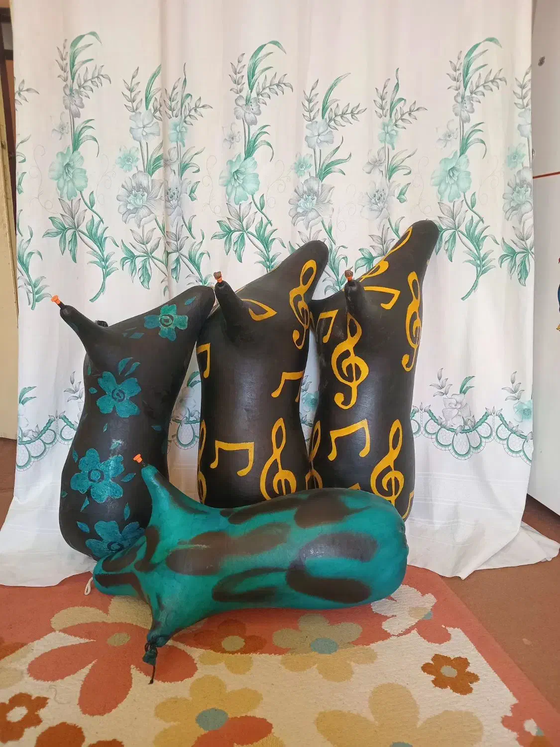 نی انبان و بالابان بیاتی|سازهای بادی|شاهین‌شهر, طالقانی|دیوار